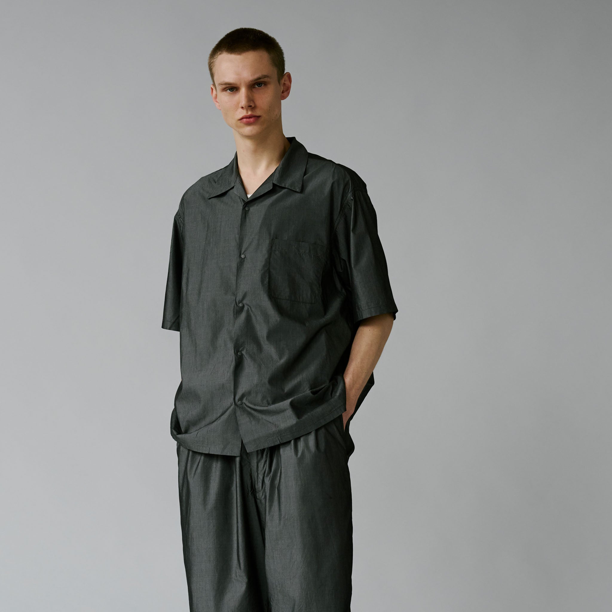 GL39540 / COTTON × SILK CHAMBRAY SNAP SHIRT