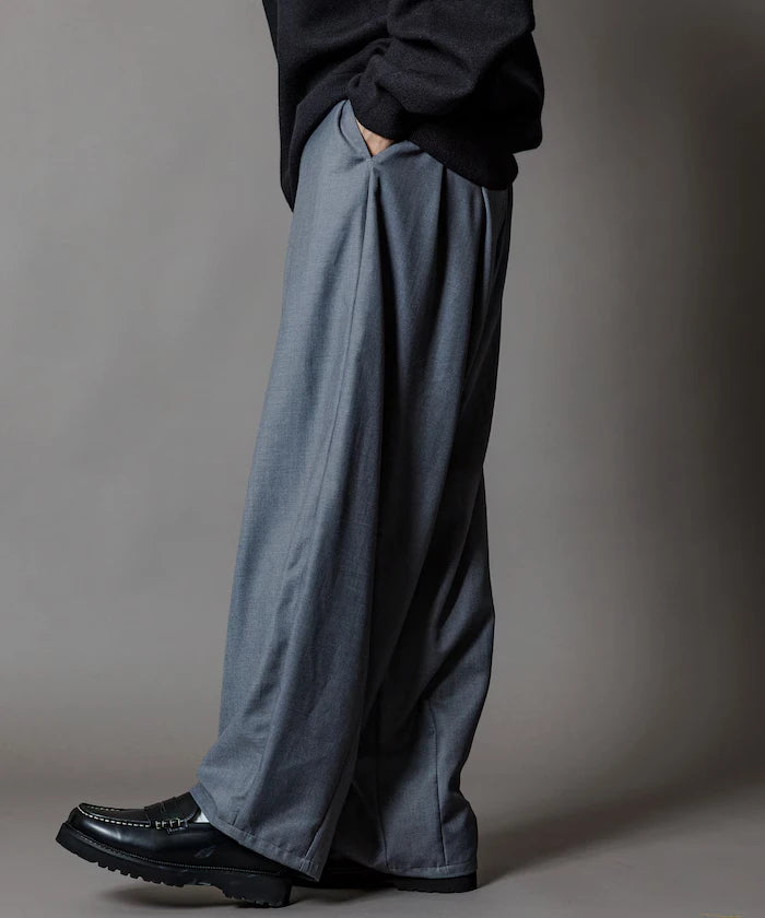 Wide Silhouette Barrel Leg Slacks Pants