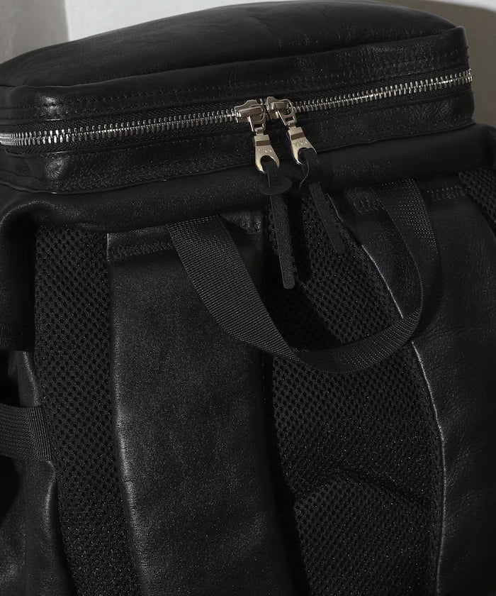 Leather Backpack L / Leather Backpack / Cowhide / Water-repellent Leather / with PC Sleeve