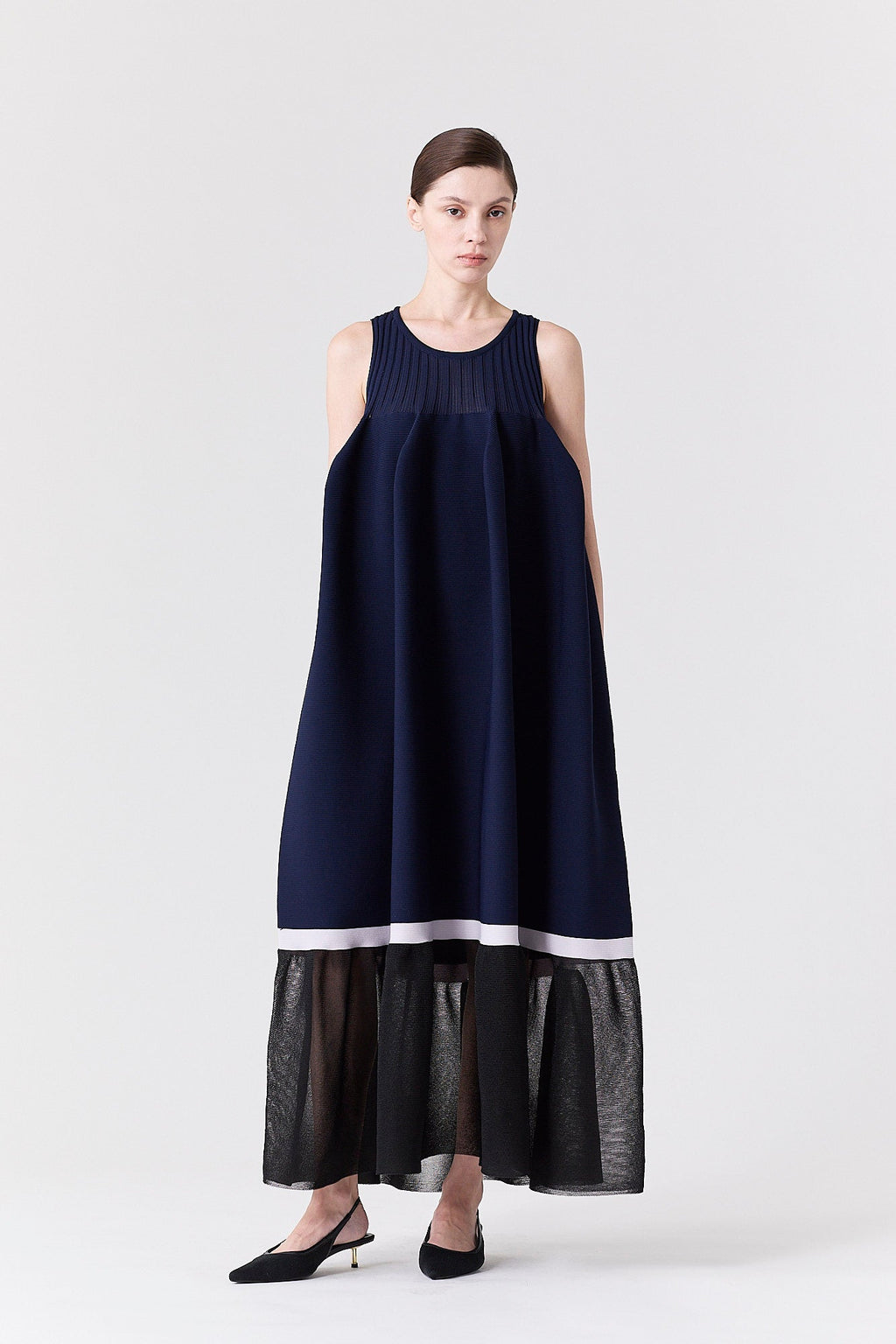 POTTERY LUCENT SLEEVELESS BUST FLARE DRESS