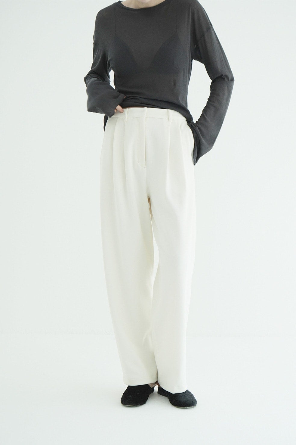 RIB STRIPE TUCK PANTS