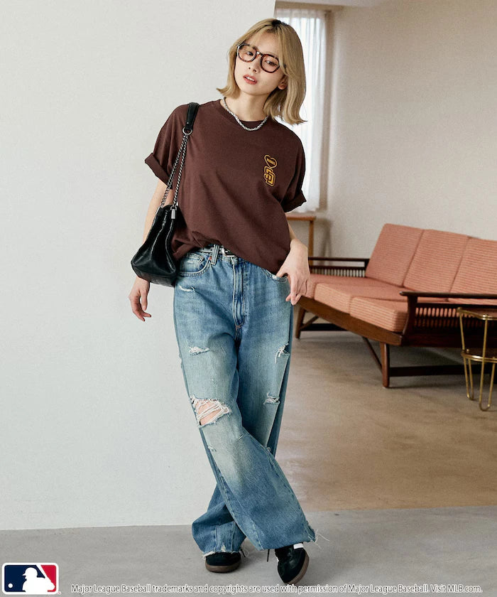 MLB One Point Heart T-Shirt