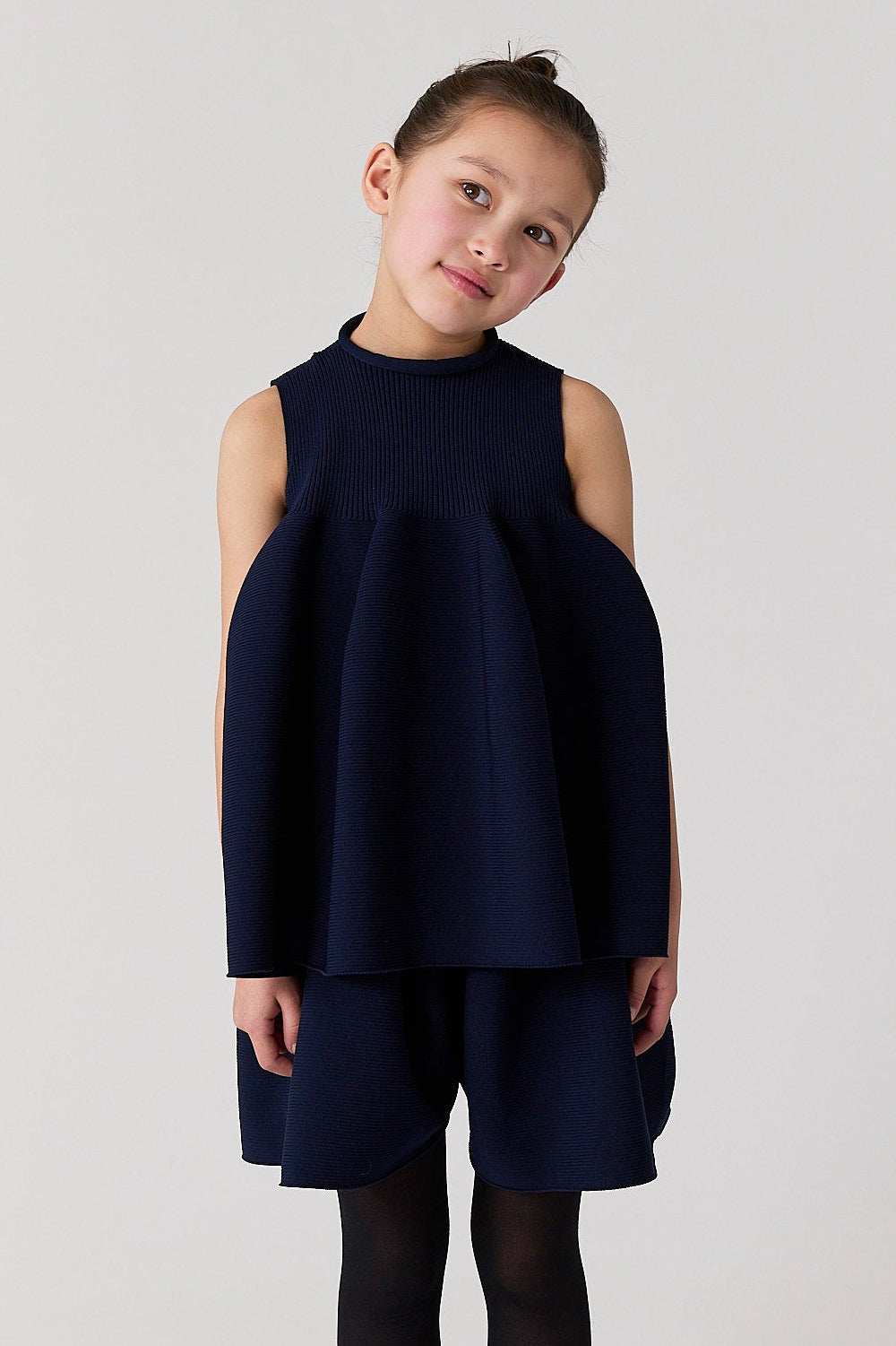 POTTERY KIDS SLEEVELESS BUST FLARE TOP