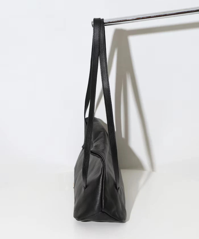 Leather Flap Shoulder Bag / Cowhide / Water-Repellent Leather