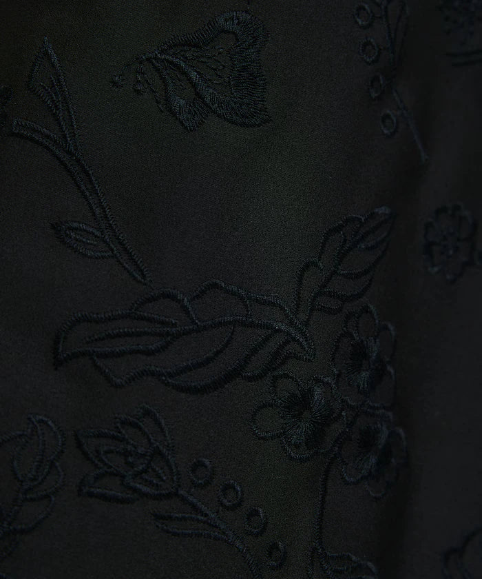 Flower Embroidery I-Line Easy Skirt