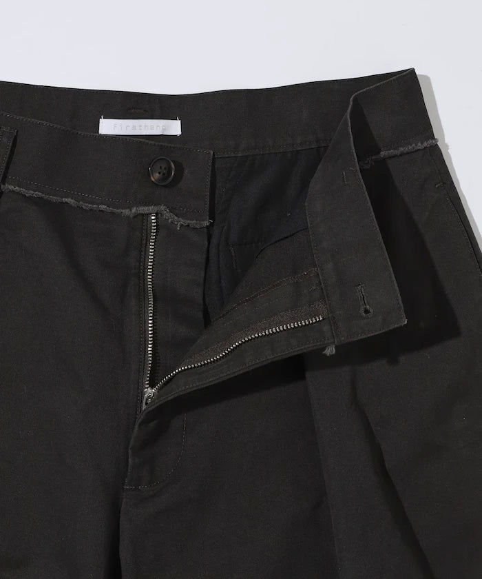 Chino Bermuda Shorts / Cotton Chino Pants