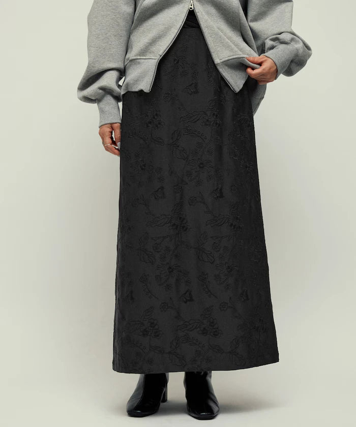 Flower Embroidery I-Line Easy Skirt
