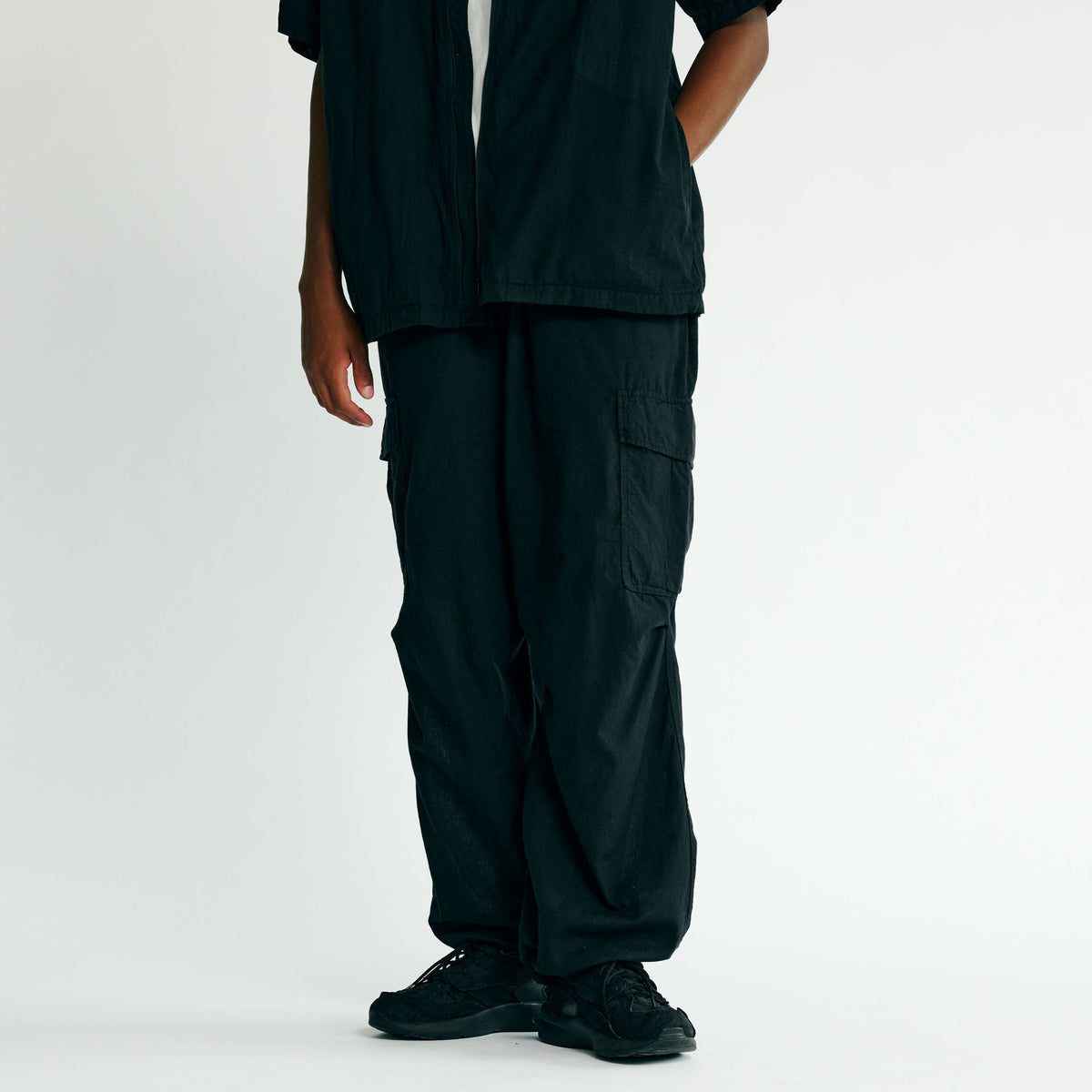 GL42526 / VAT DYE CHAMBRAY EASY CARGO PANTS