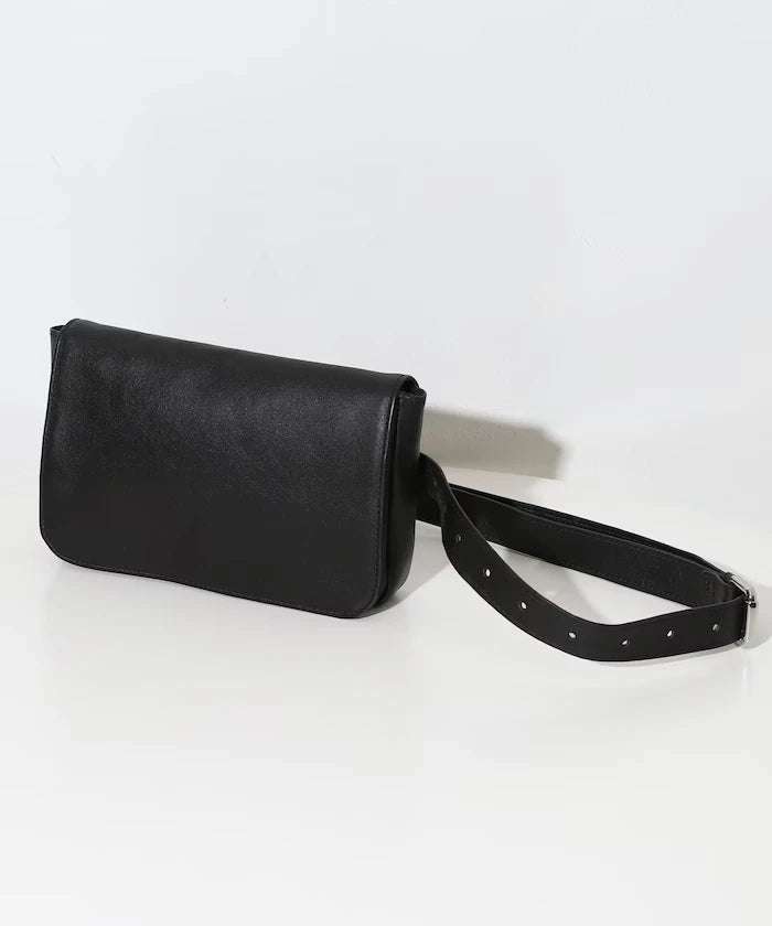 Leather Waist Pouch / Cowhide / Water-Repellent Leather