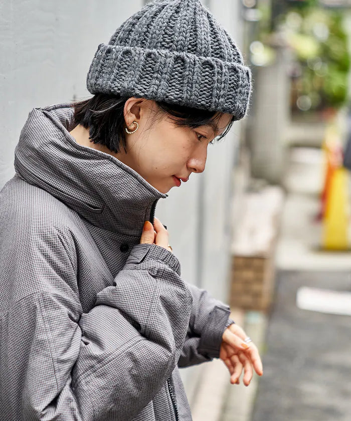 Thick-knit beanie