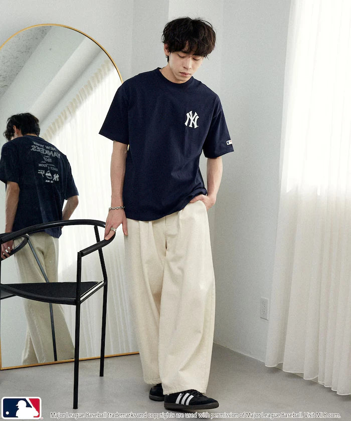 MLB Typography Logo T-Shirt