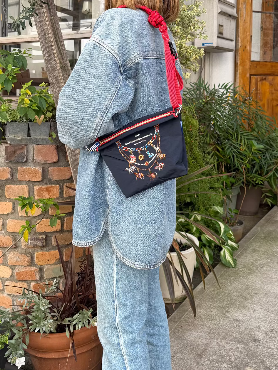 HORSE CHARM (Horse Charm) L#97 D/NAVY-301420
