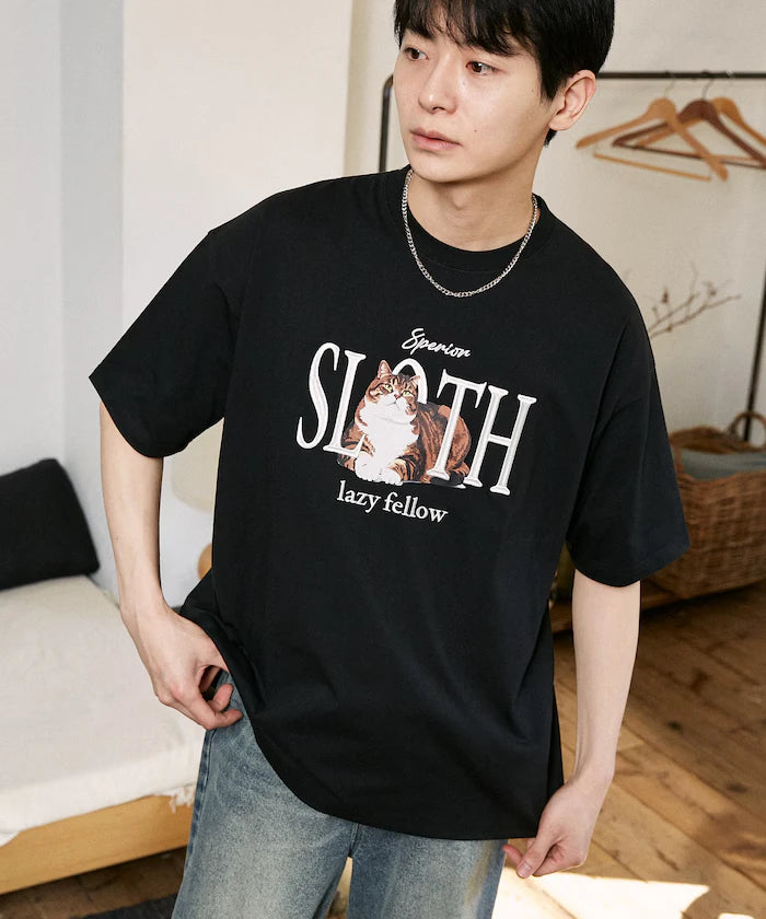 <Functional Material> SLOTH Embroidered Cat T-Shirt Limited Edition