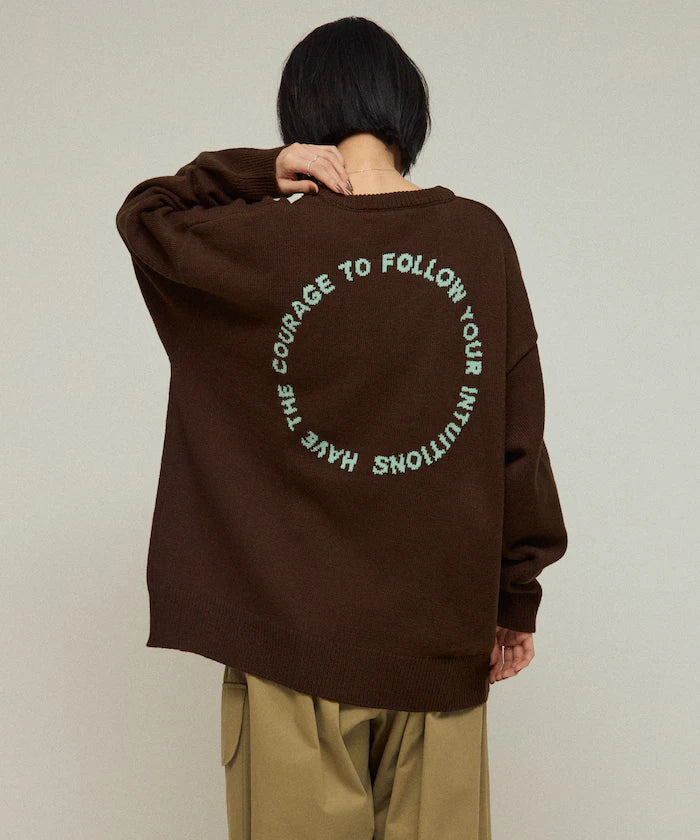 Sweat-like Lettered Knit / Jacquard Knit