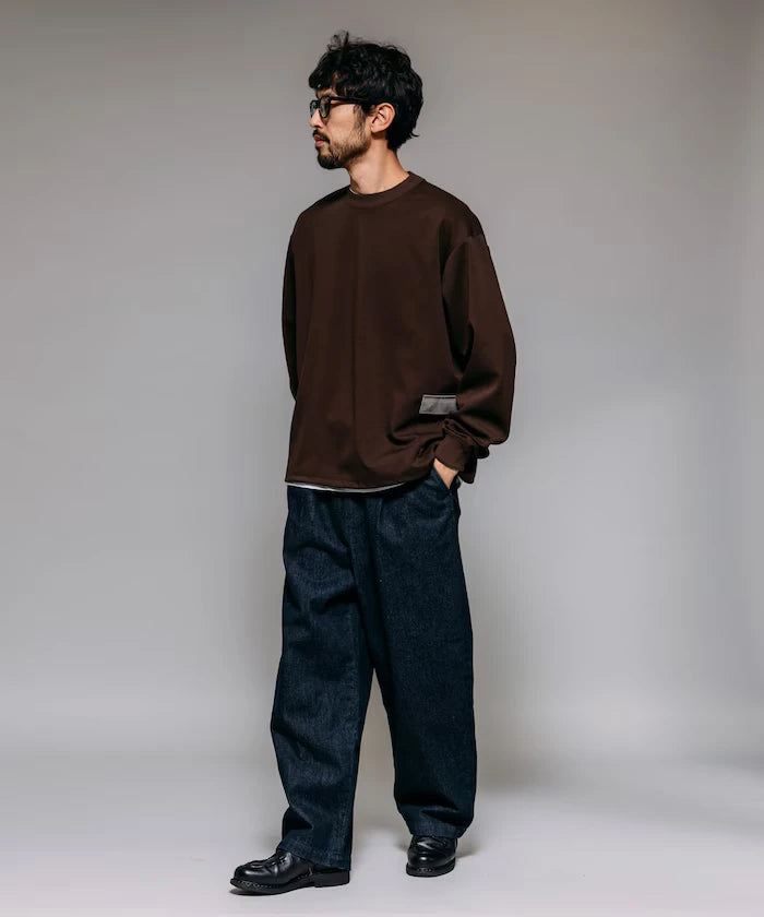 <New Color Added> Side Pocket Spindle Cardboard Crew Neck Sweatshirt