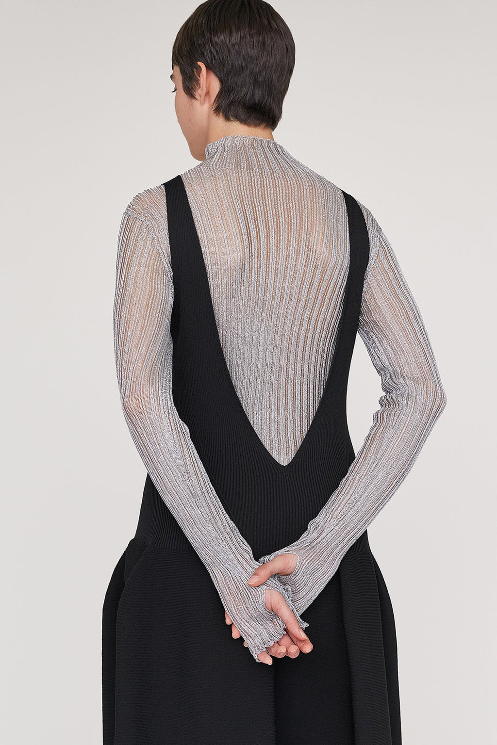 SOFT PORTRAIT METAL LONG SLEEVE TOP