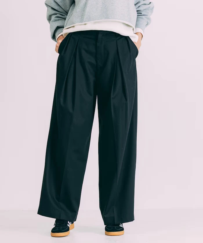 Tuck Wide Slacks Pants