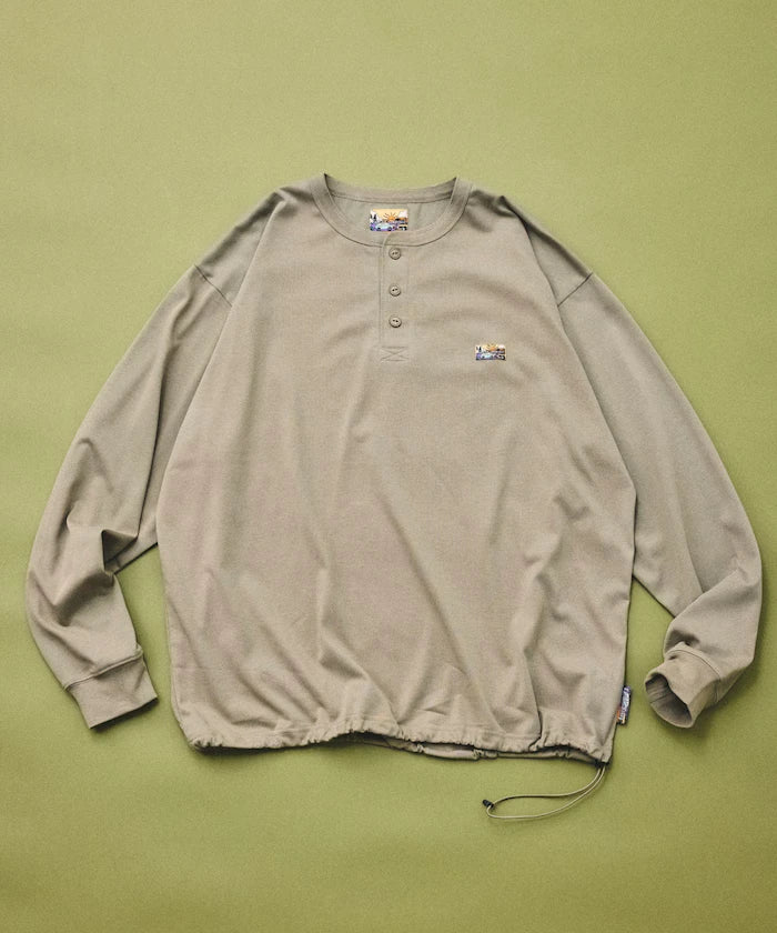 FREAK'S STORE for BEACH & FES Relax Fit One Point Logo Spindle Henley Neck Long Sleeve T-Shirt