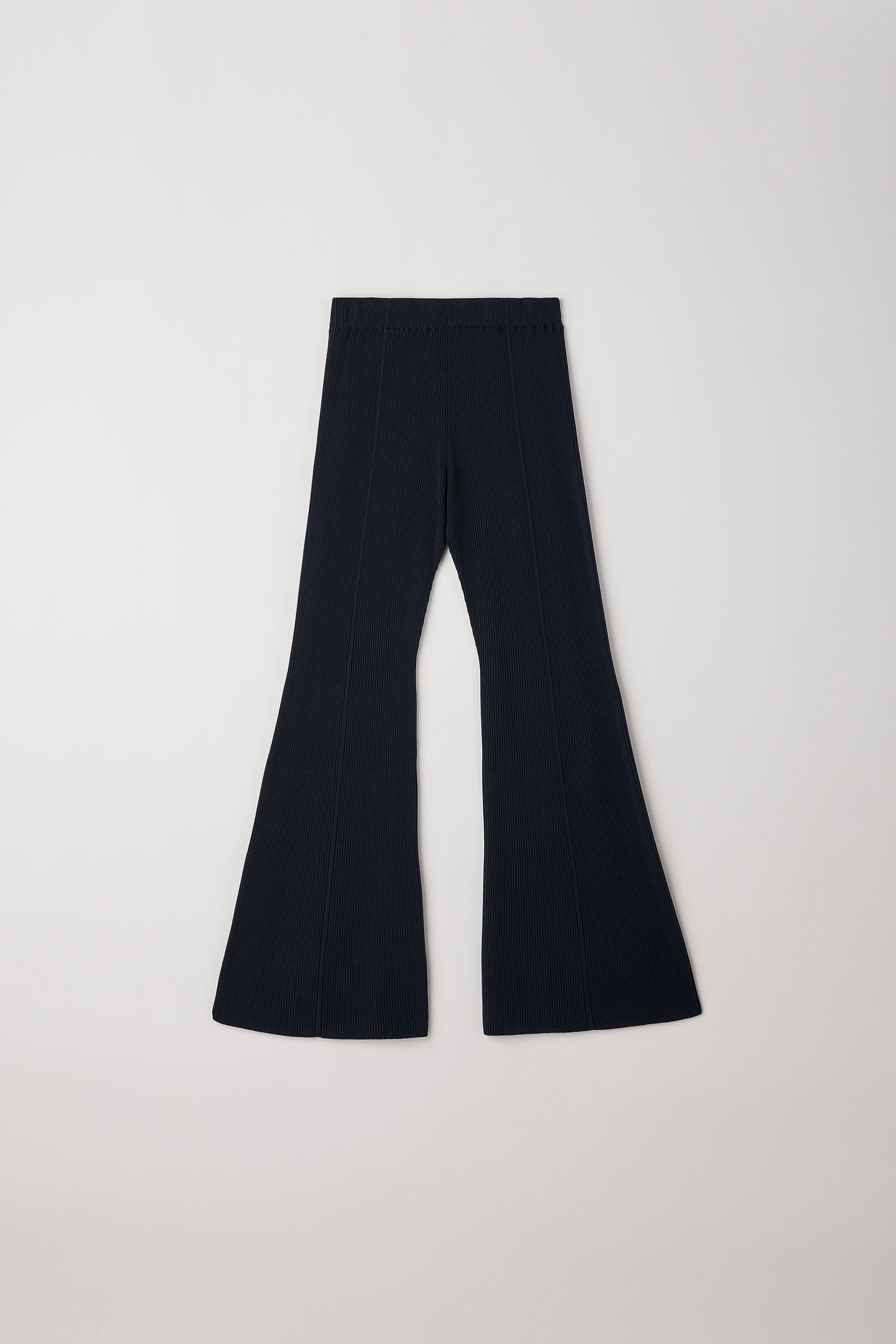SOFT PORTRAIT TIGHT FLARE PANTS