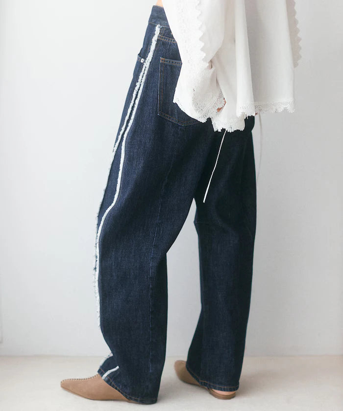 Side Fringe Curve Denim