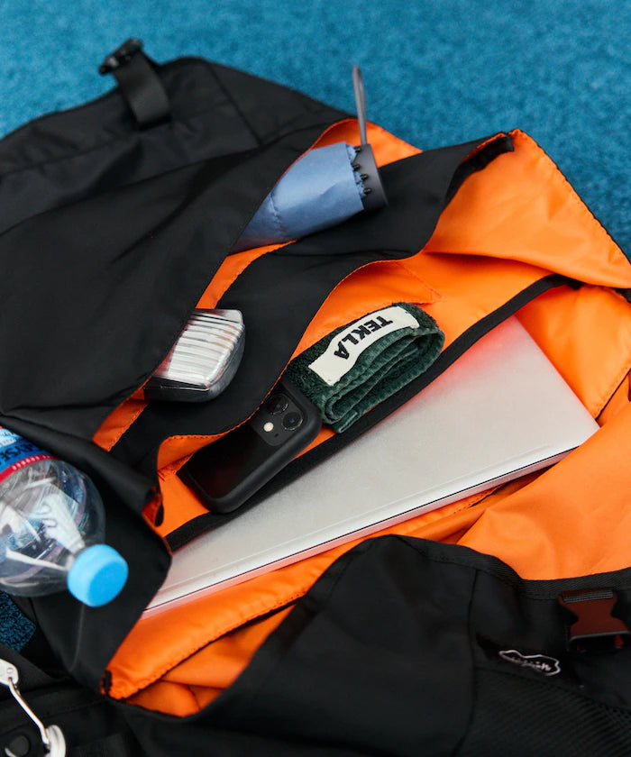 EXPANDER MESSENGER BAG Messenger Bag Water Resistant