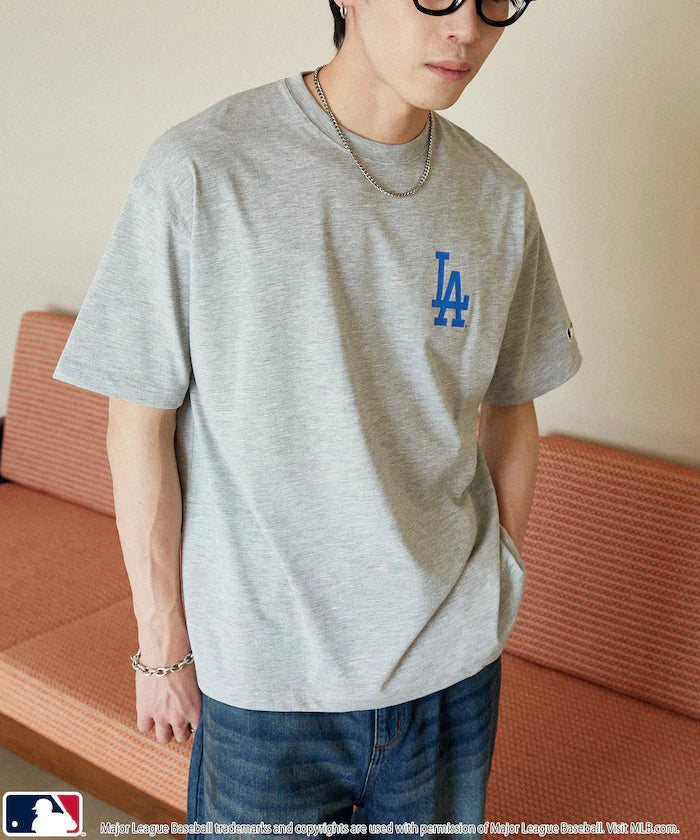 MLB Typography Logo T-Shirt