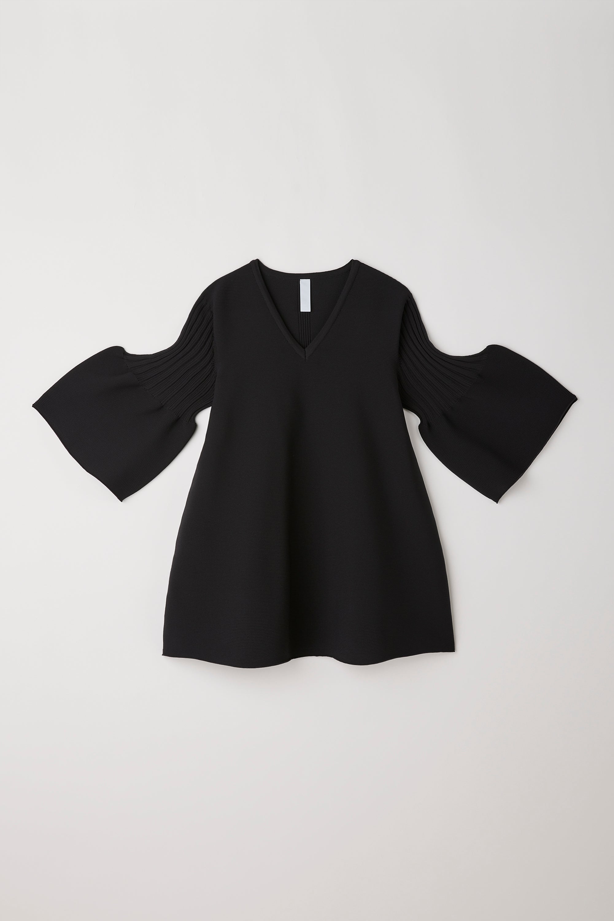 POTTERY SHORT BELL SLEEVE FLARE TOP