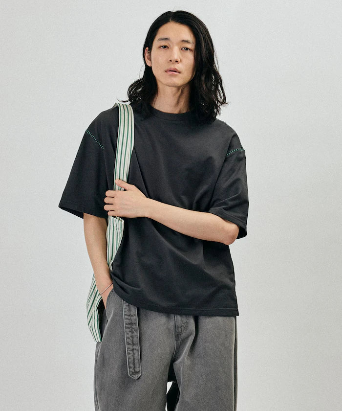 Box Silhouette Contrast Ladder Stitch Crew Neck T-Shirt