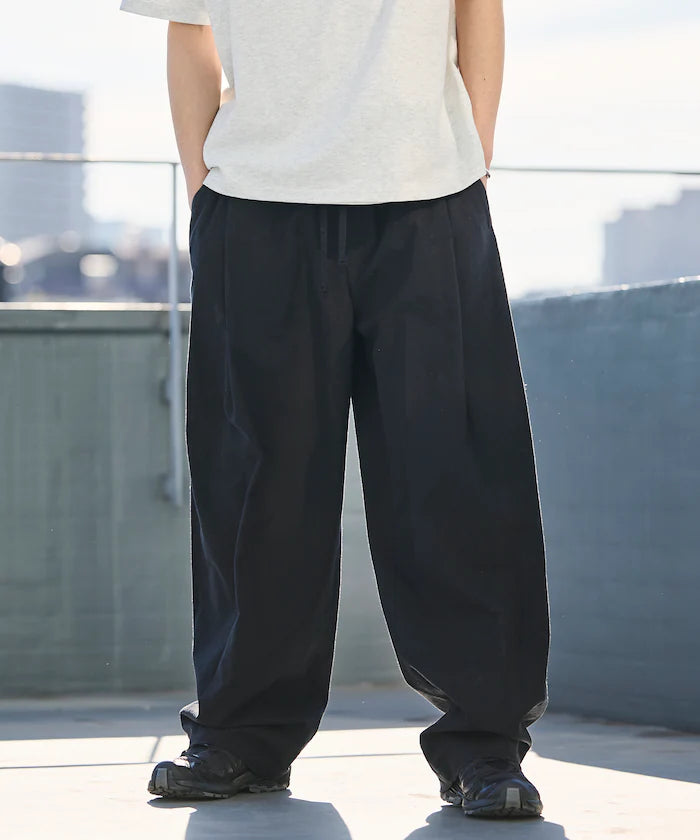 Wide Silhouette Linen Mix Tuck Easy Pants [Limited Edition]