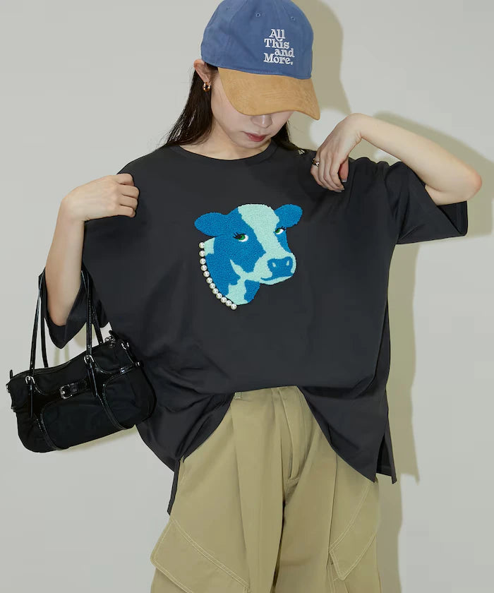 Big T-shirt with Pearl and Sagara Embroidery - Limited Edition