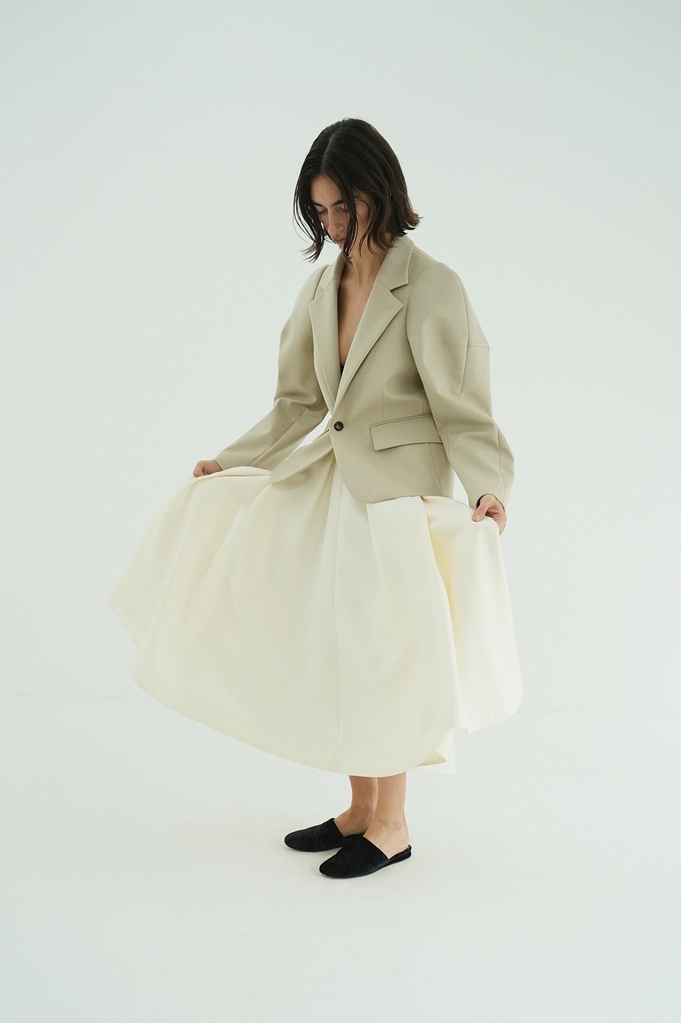 VOLUME FLARE SKIRT