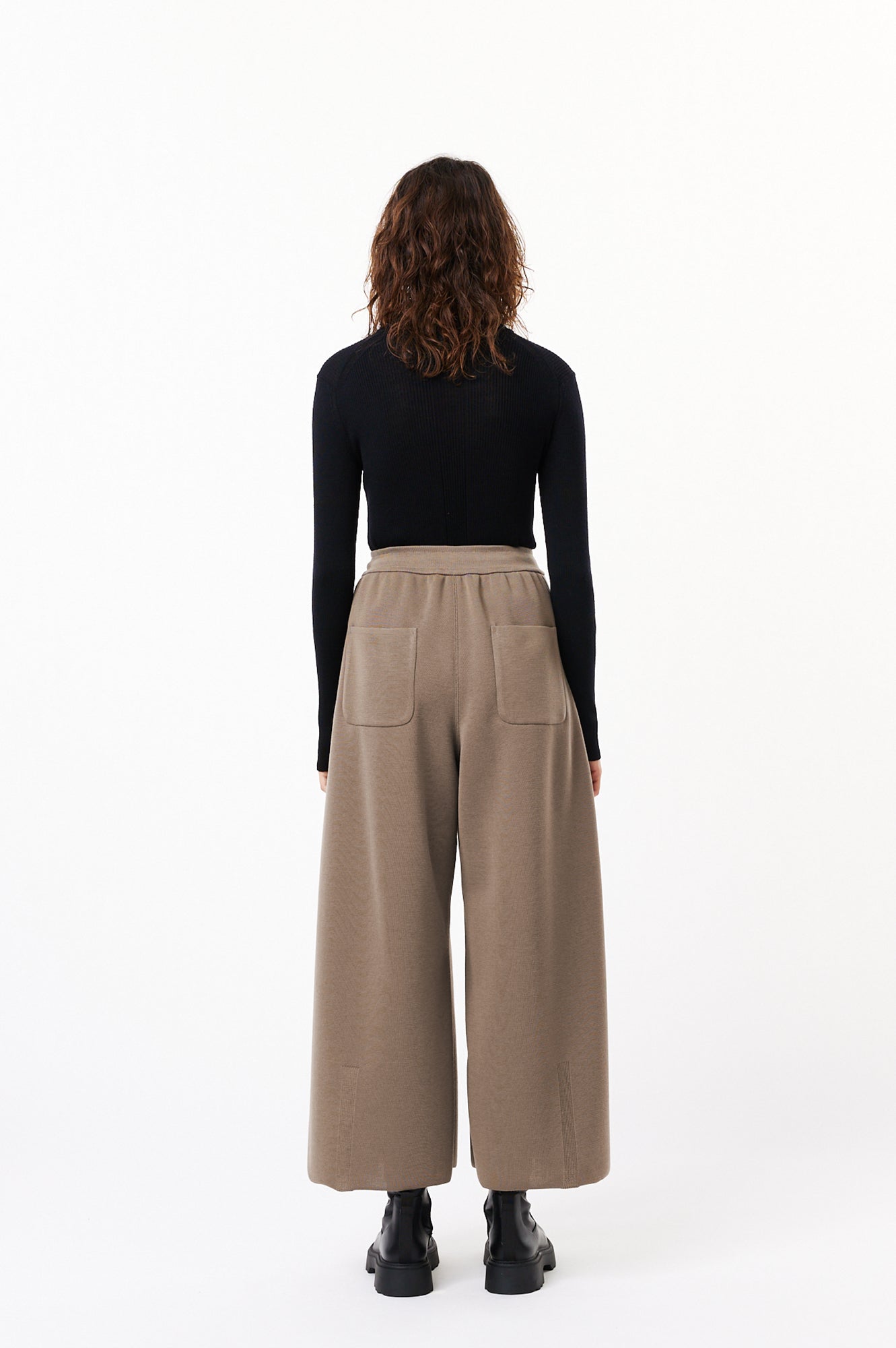 WOOL RIB HIGHNECK TOP