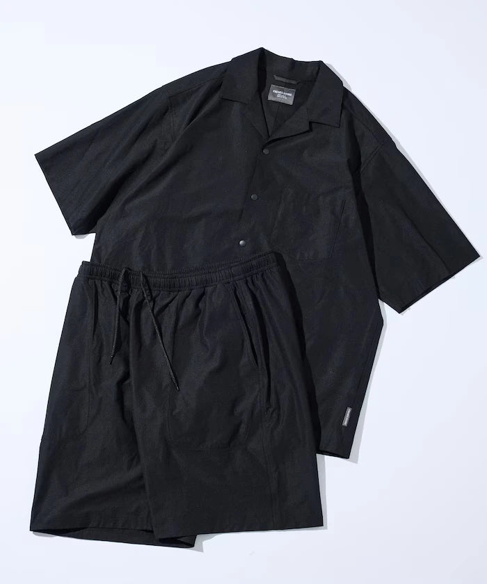 Open Collar Short Sleeve Shirt & Easy Shorts Travel Setup Fabric by SOLOTEX(R)