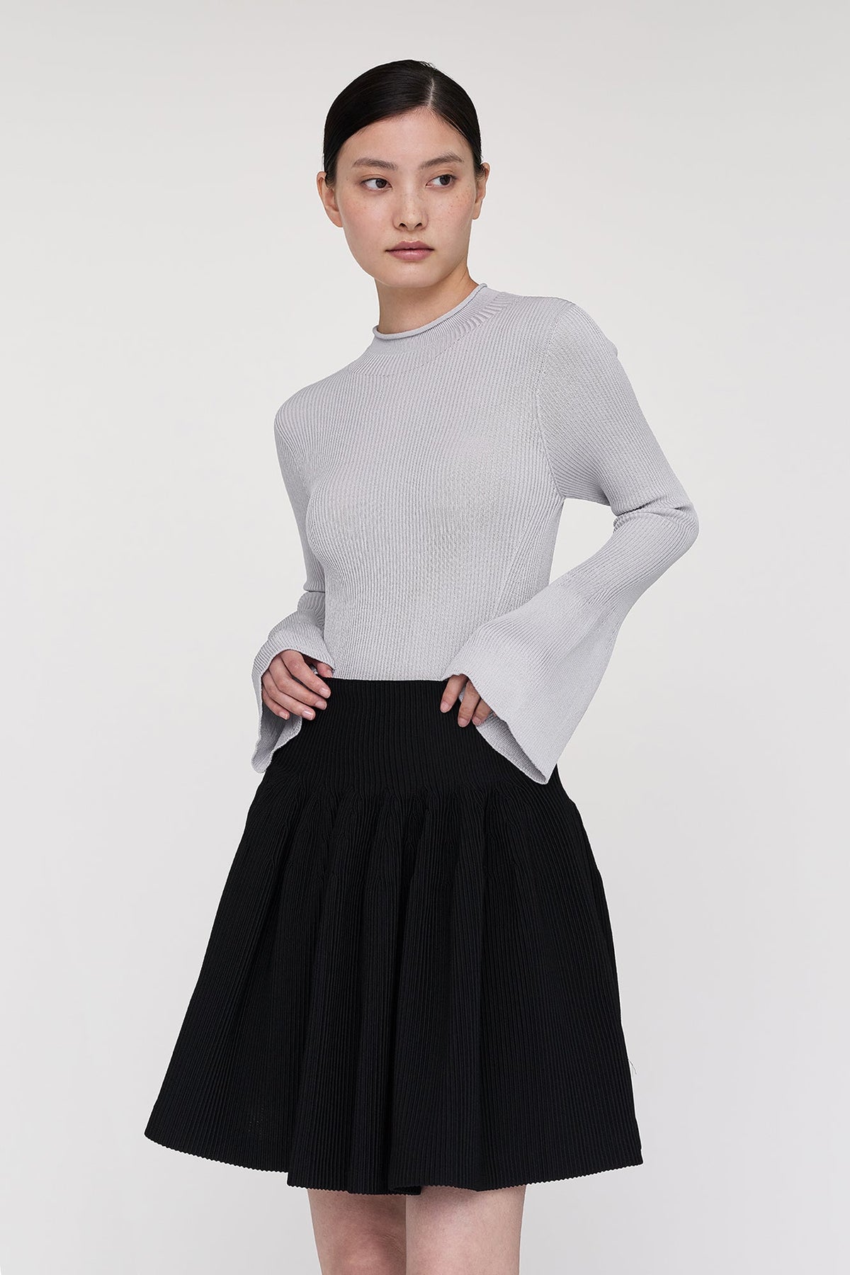SOFT PORTRAIT LONG BELL SLEEVE TOP