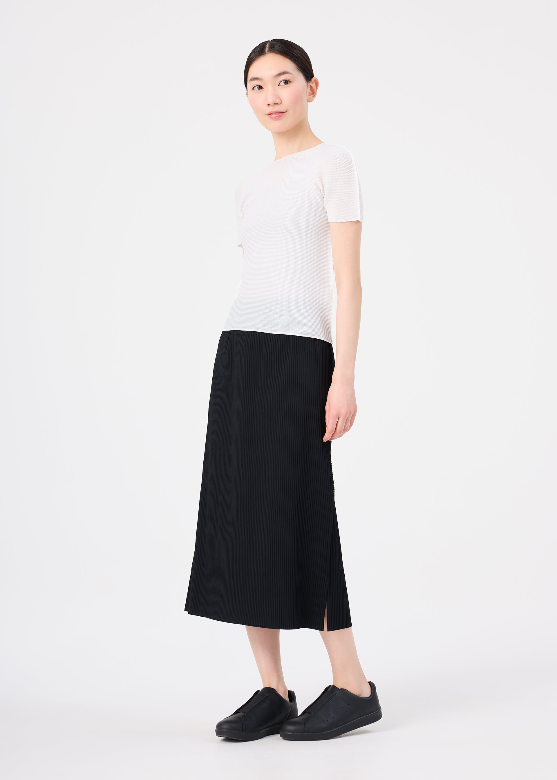 Fine Knit Pleats
