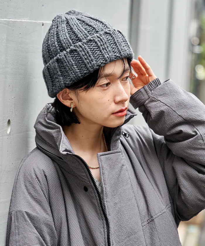 Thick-knit beanie