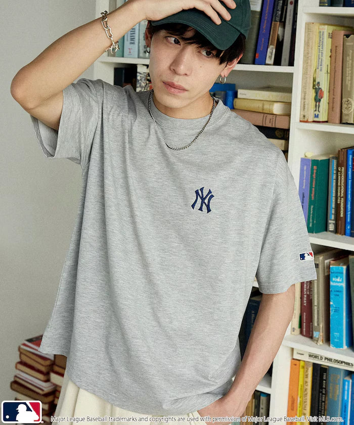 MLB Bandana Back Print T-Shirt