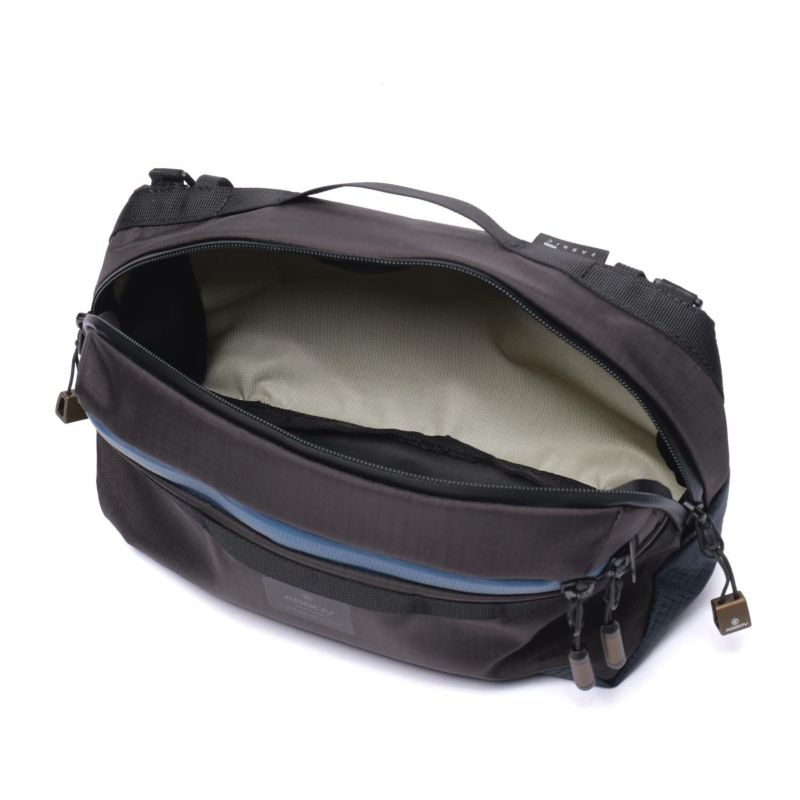 EPIC SERIES SIDE POUCH