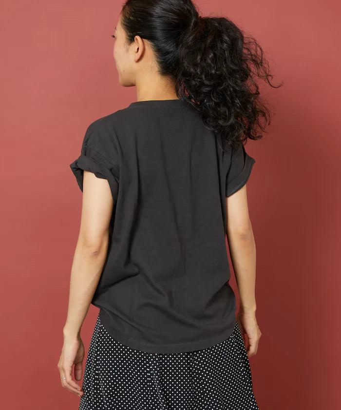 Used Essence Pocket T-shirt