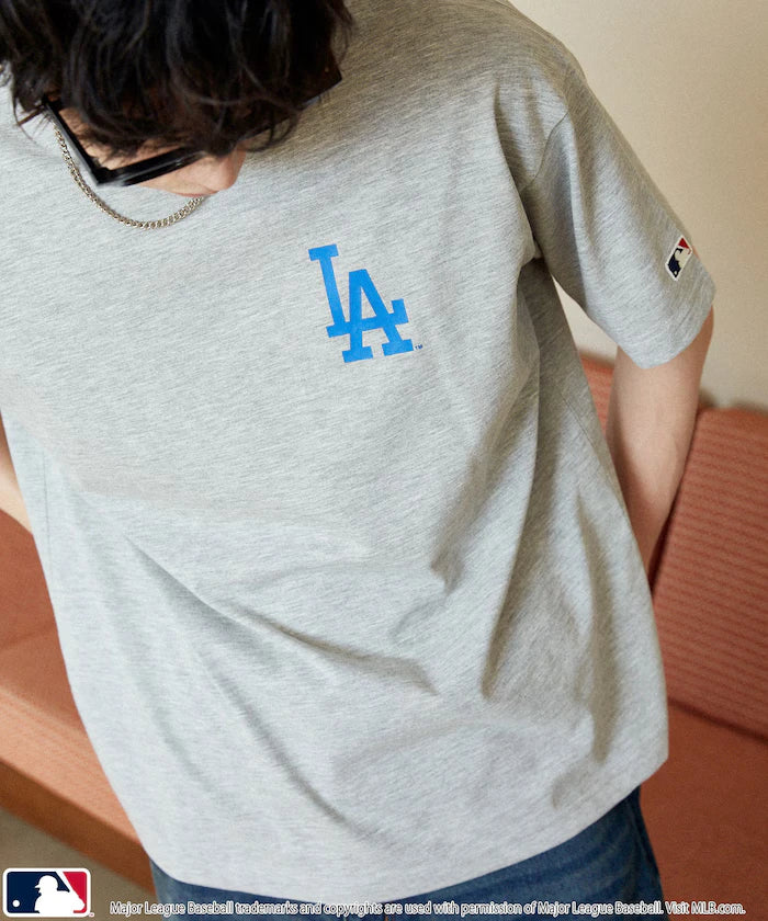 MLB Typography Logo T-Shirt
