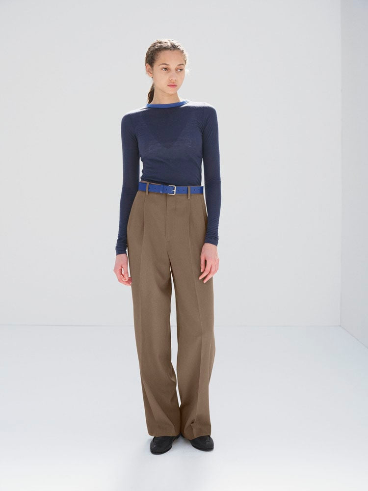 LIGHT WOOL MAX GABARDINE TWO-TUCK SLACKS