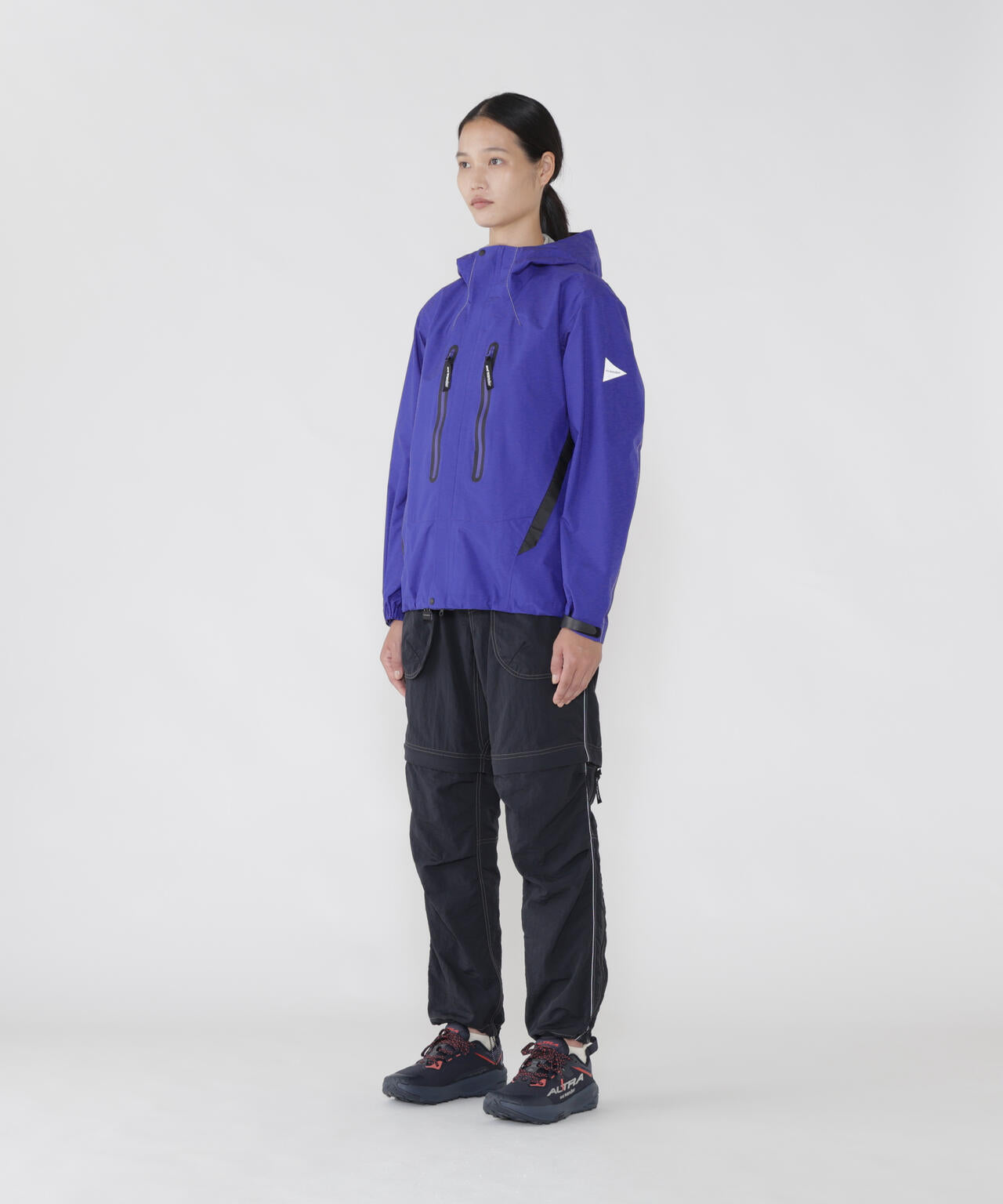 2.5L hiker rain jacket