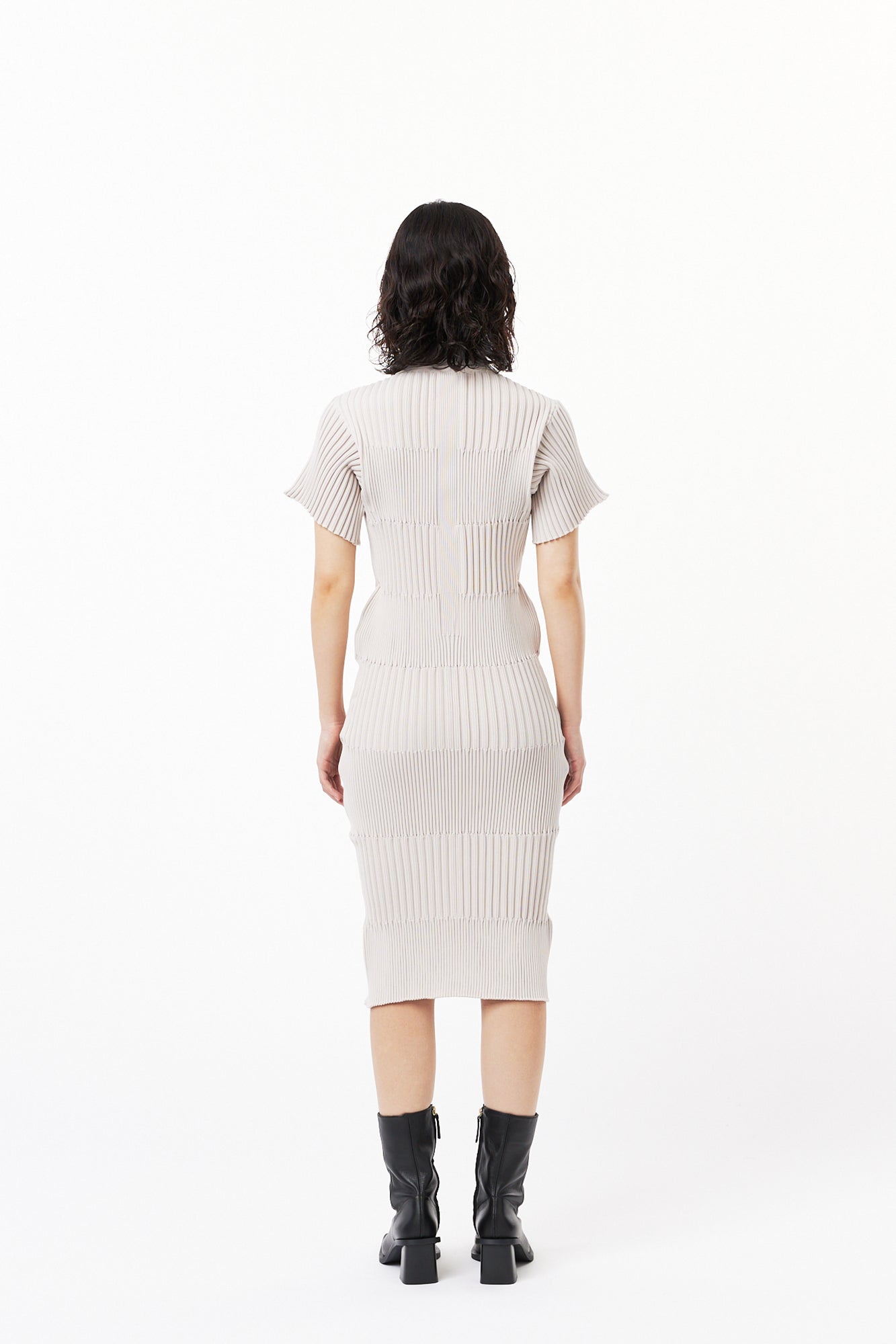FLUTED SHORT SLEEVE SHIRT DRESS