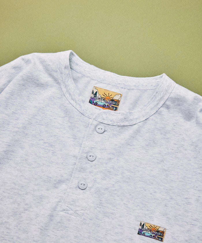FREAK'S STORE for BEACH & FES Relax Fit One Point Logo Spindle Henley Neck Long Sleeve T-Shirt