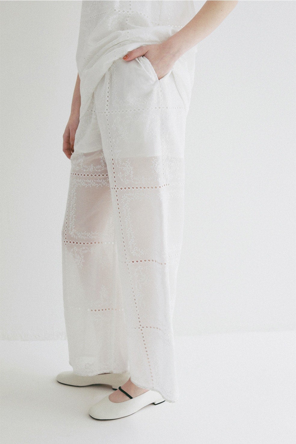EMBROIDERY LACE CAMI ALL IN ONE