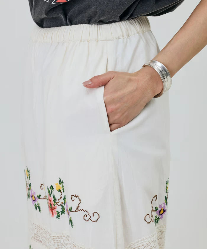 India Flower Cross Embroidery Lace Pants