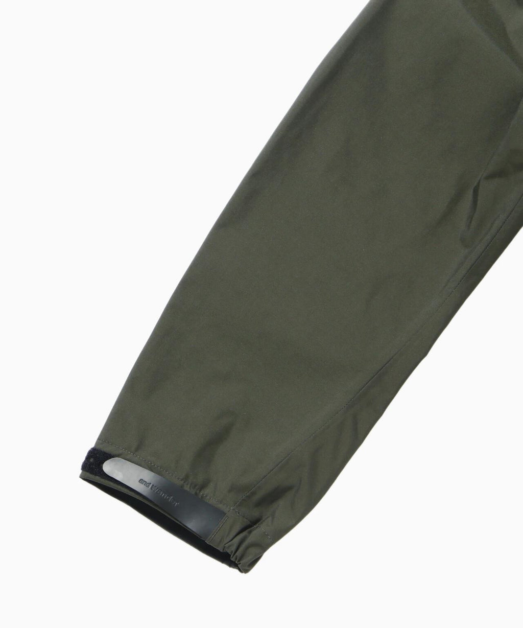 2.5L hiker rain jacket