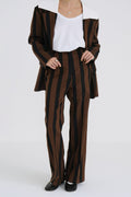 STRIPE CENTER CLEASE STRAIGHT PANTS