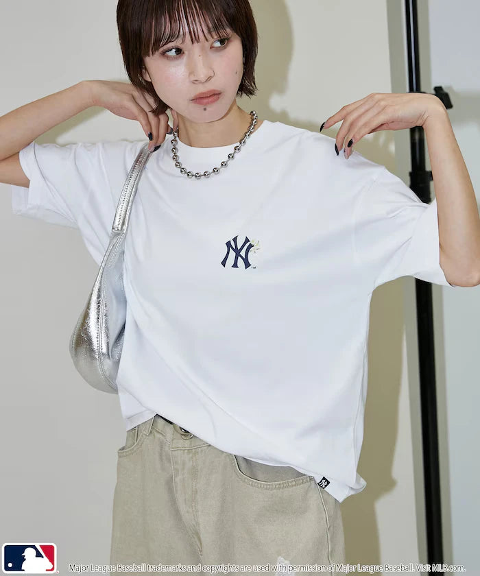 MLB One-Point Flower Embroidery T-Shirt