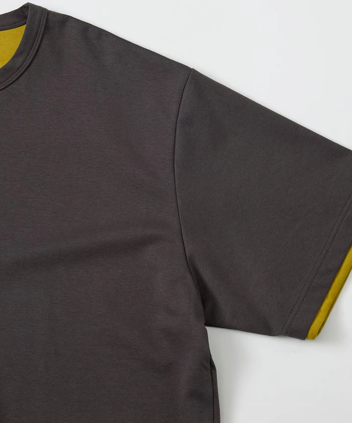 Relaxed Fit Reversible Cardboard Short Sleeve T-Shirt / Color Design